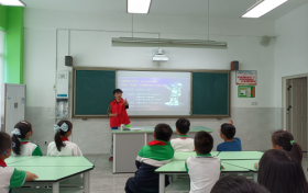 手揽星光 筑梦未来——茶店子小学校金禧分校举办星空灯模型制作活动